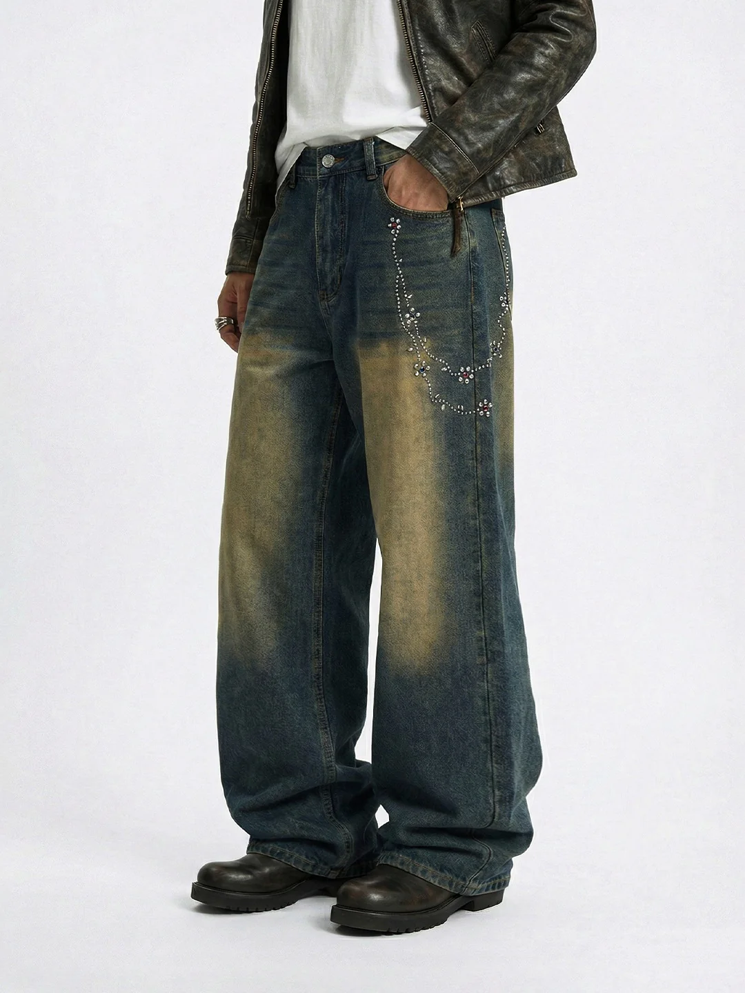 Retro Distressed Diamond Chain Jeans