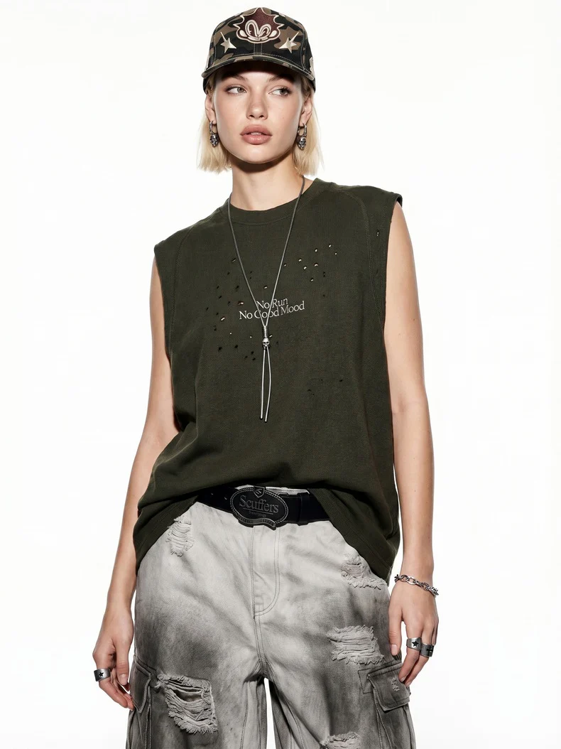 Hole Running Reflective Printed Tank Tops - Image 2