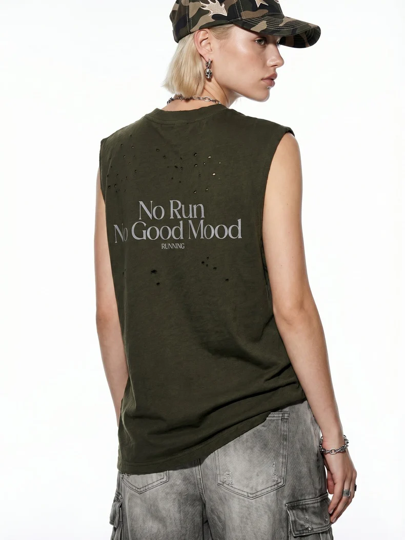 Hole Running Reflective Printed Tank Tops - Image 3