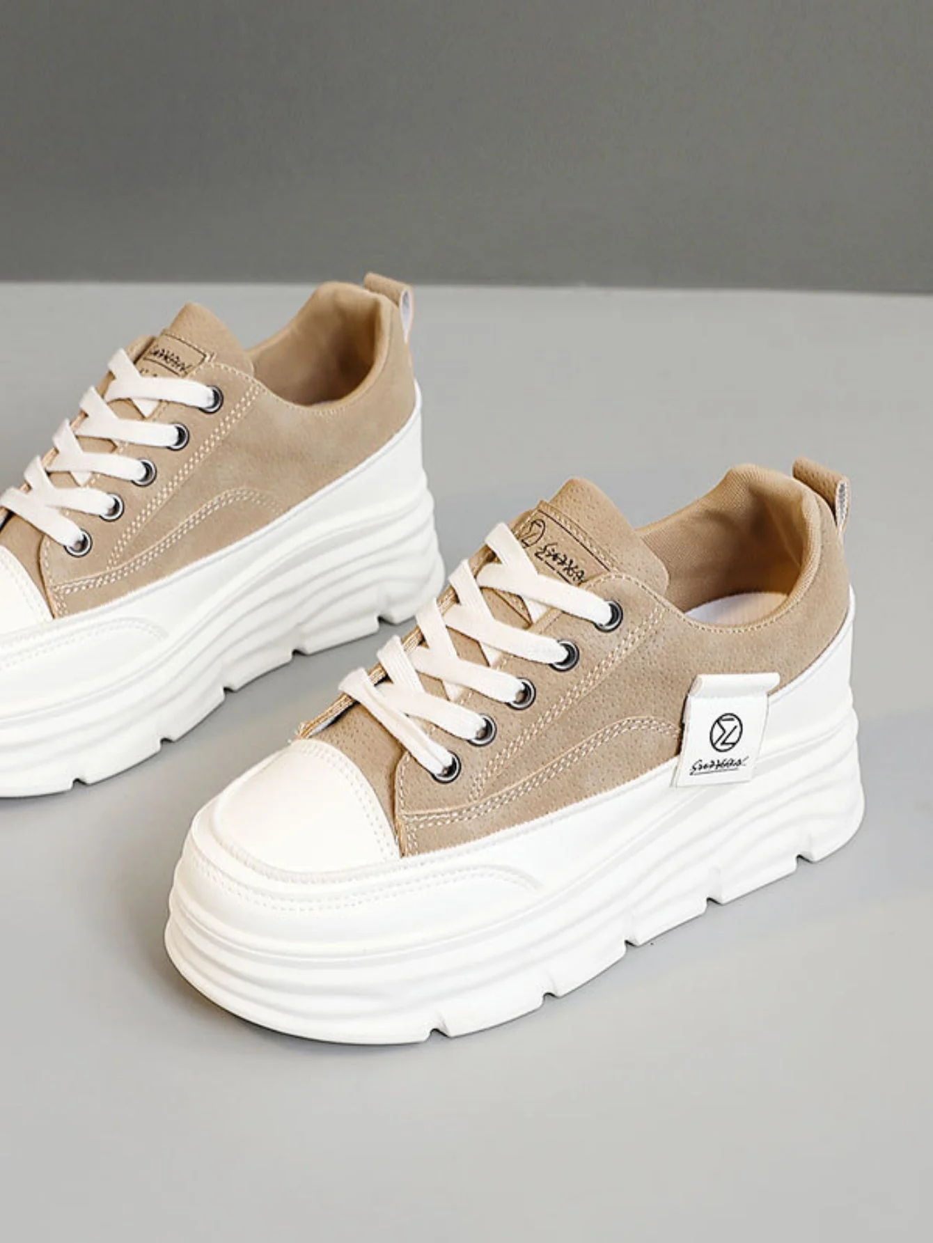 Colorblock Thick-Sole Women's Casual Sneakers - Image 13