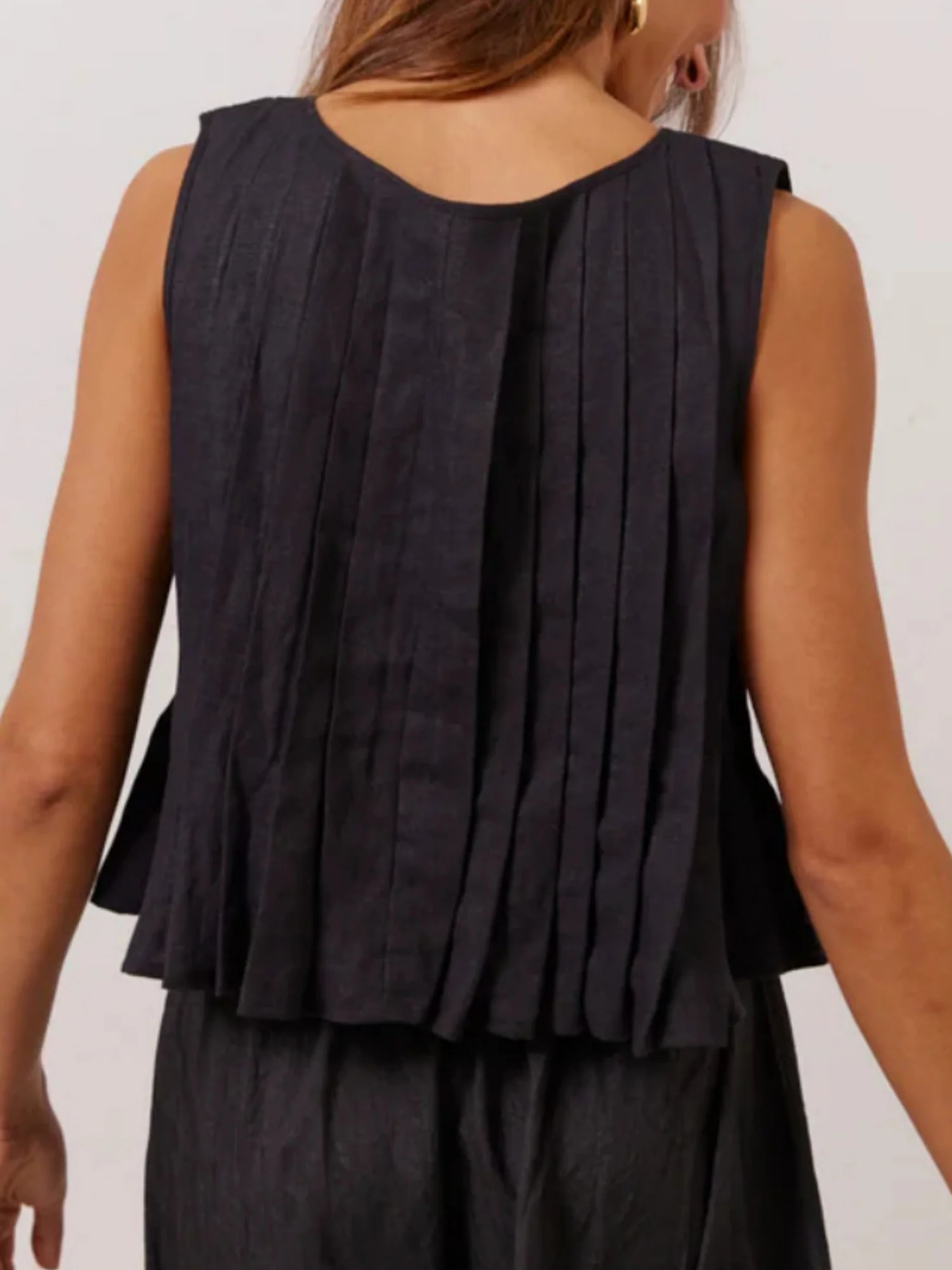 Cotton And Linen Straps Pleated Tank Tops - Image 10