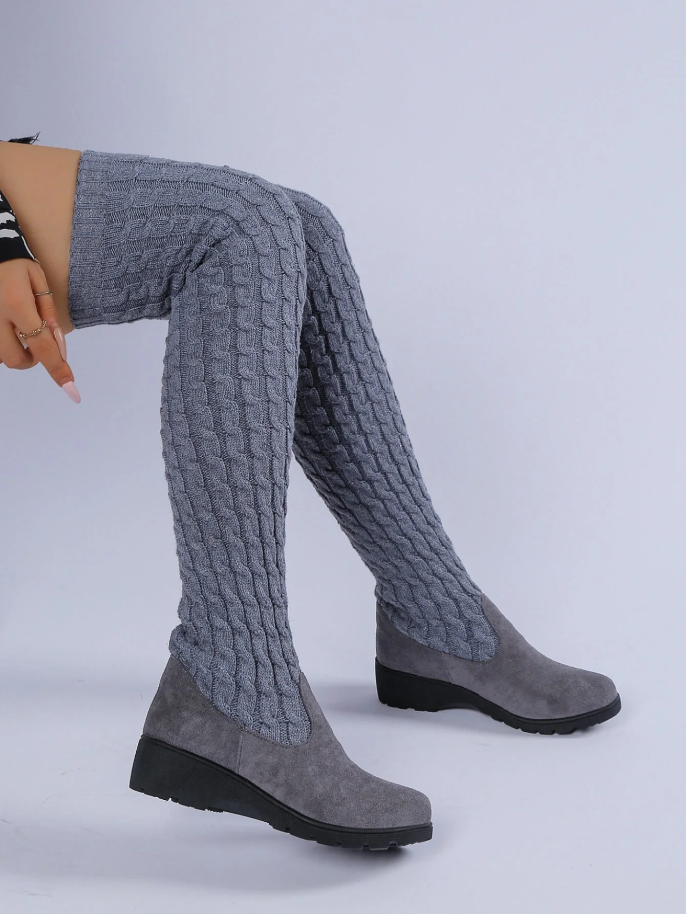 Over-the-knee Knitted Women's Boots - Image 7