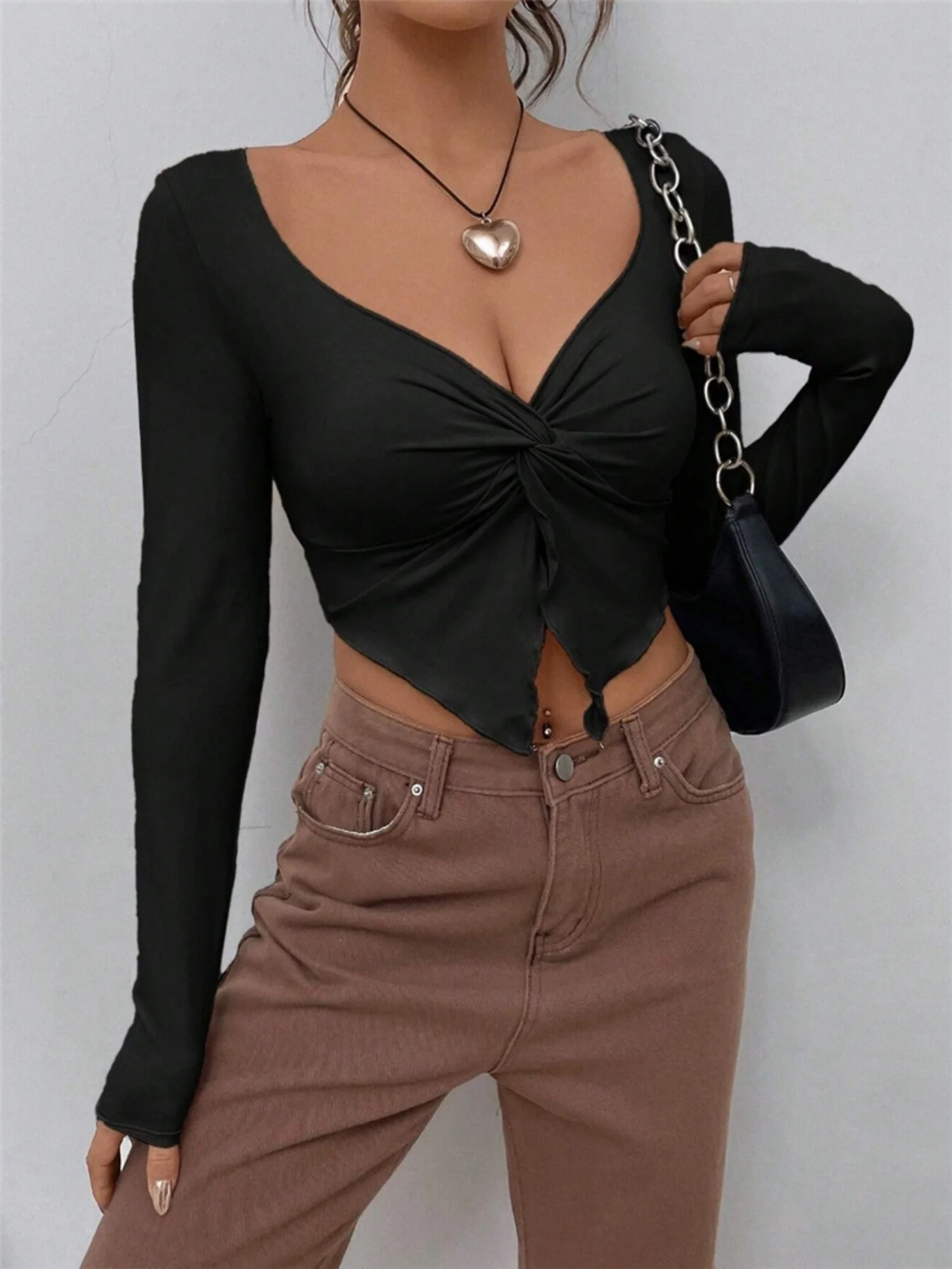 Knot V-neck Long-sleeved T-shirt - Image 6