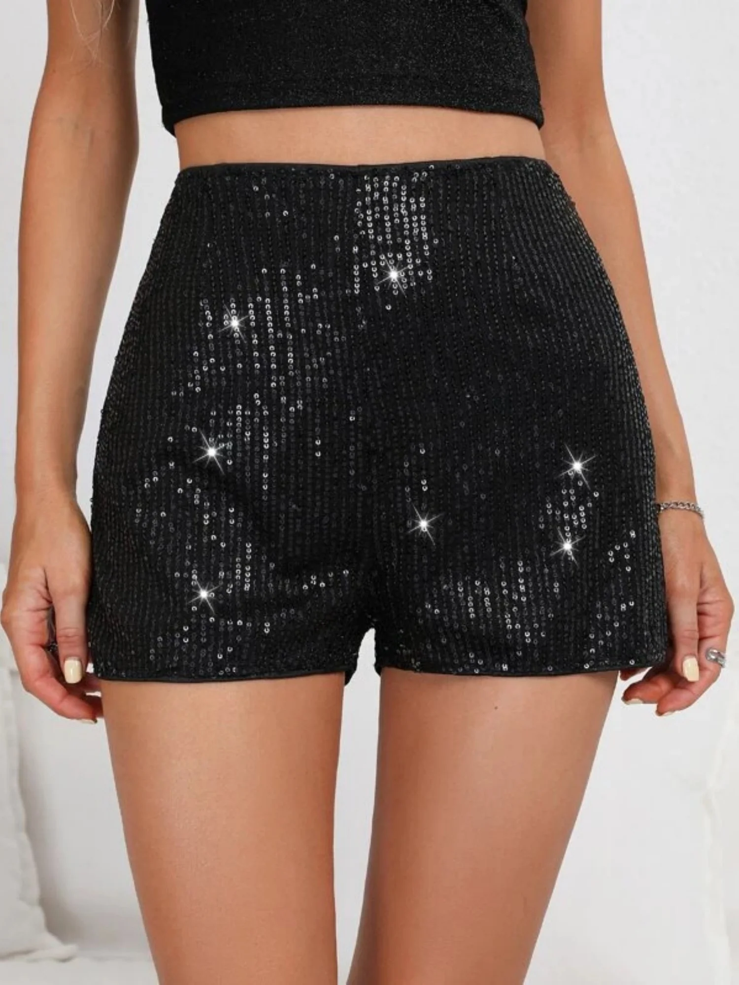 Sequins High Elasticity Mid-rise Straight-fit Shorts - Image 3