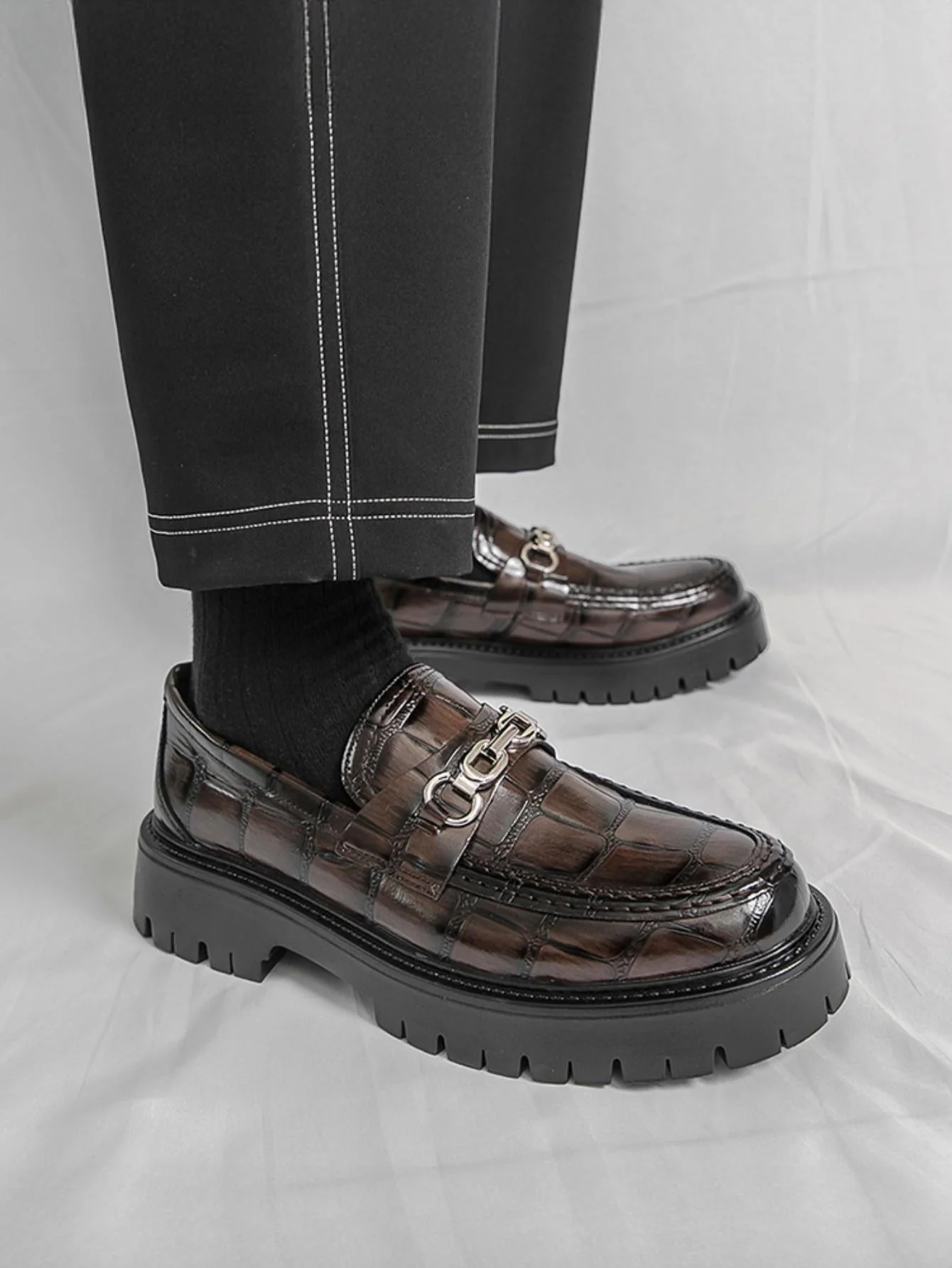 Stone-patterned Metal Buckle Platform Slip-on Loafers - Image 12