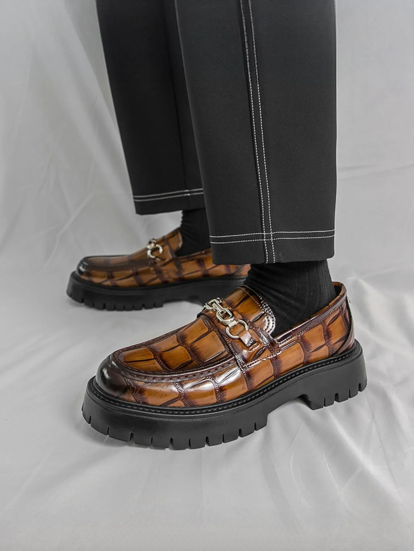 Stone-patterned Metal Buckle Platform Slip-on Loafers - Image 3