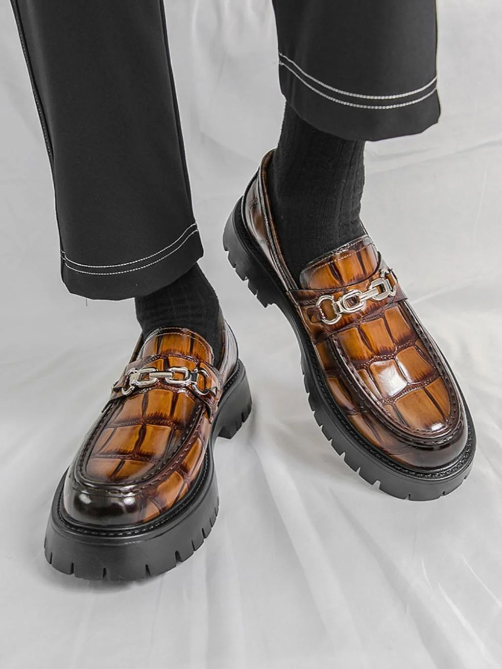 Stone-patterned Metal Buckle Platform Slip-on Loafers - Image 4