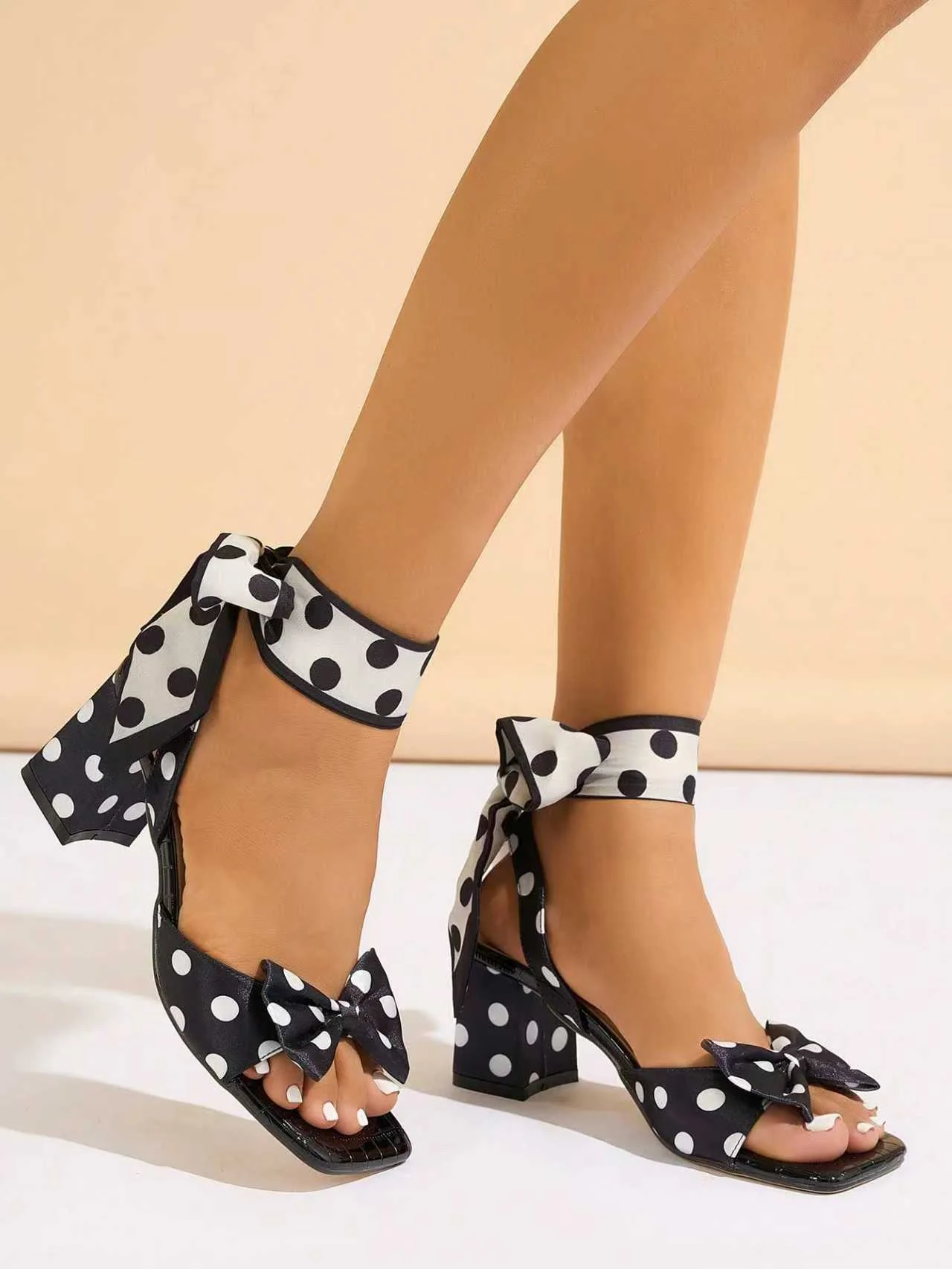 Black And White Polka Dot Bow Strap High-heeled Sandals - Image 2