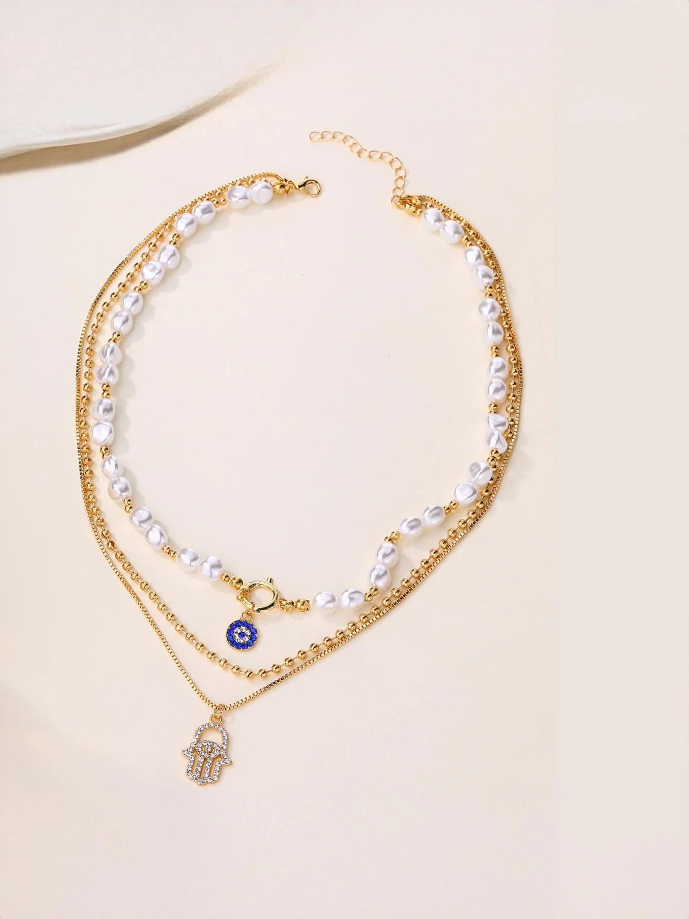 Pearl Necklace With Alloy Diamond Pendant - Image 2