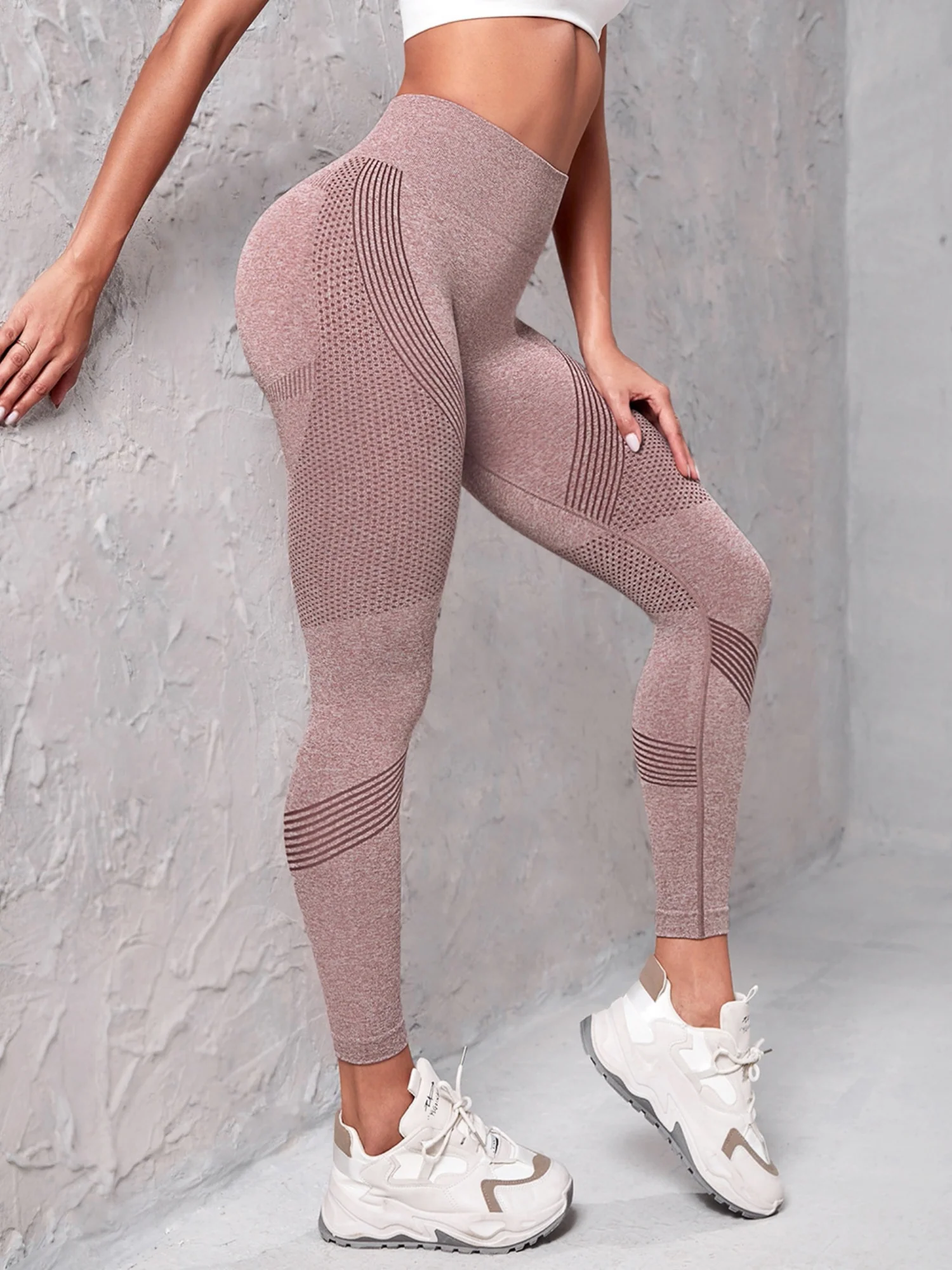 Seamless High-waisted Hip Lift Sports Yoga Pants - Image 2