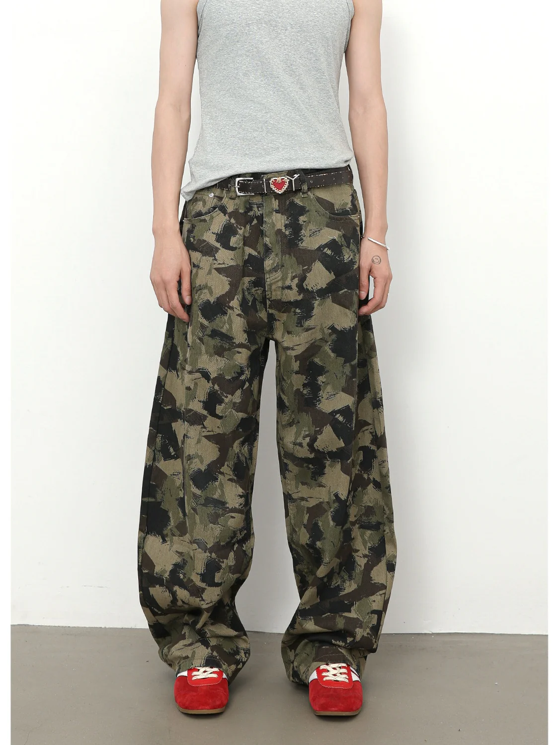 Retro Camouflage Machete Loose-fit Pants - Image 2