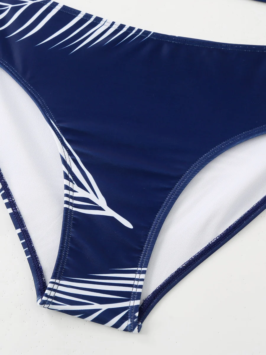 Feather Print Two-Piece Swimsuit With Sun Protection And Skirt (Three-Piece Set) - Image 17