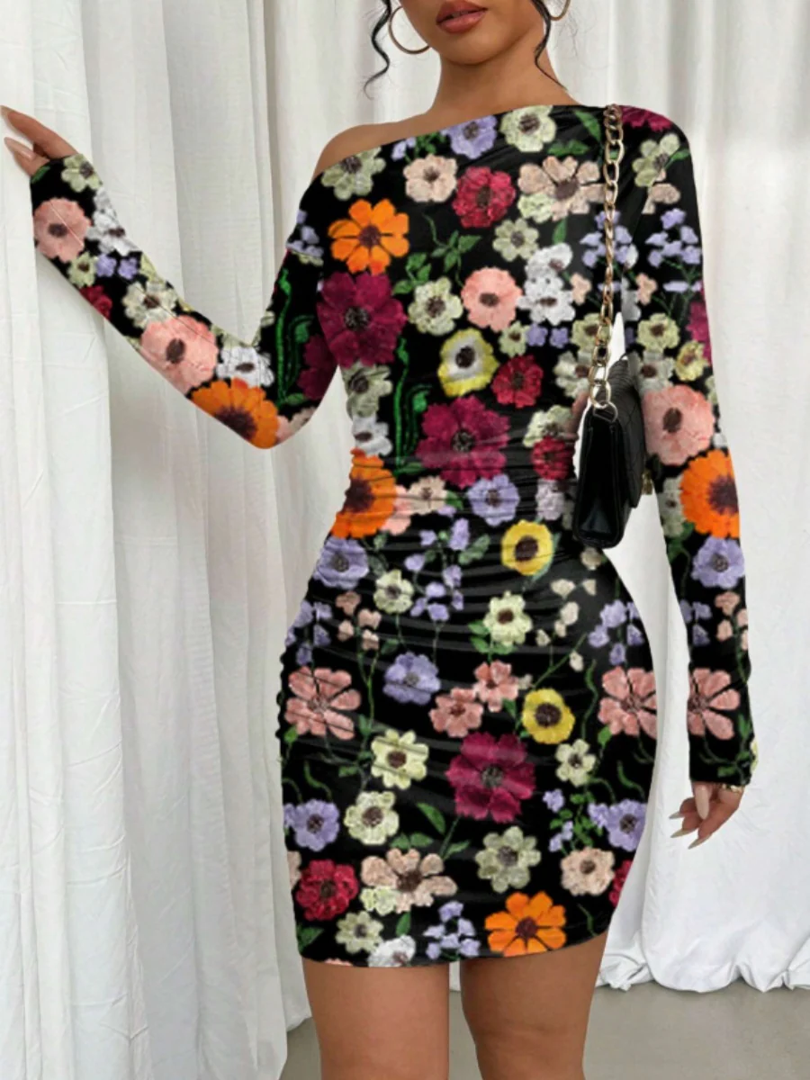 Pleated Slim-fit Hip-hugging Slant Collar Printed Mini&Short Dresses - Image 10