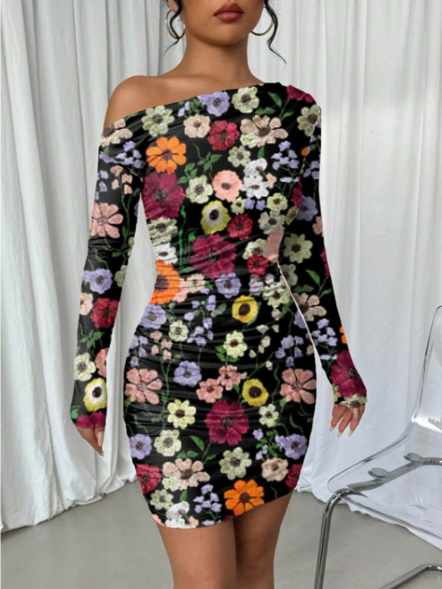 Pleated Slim-fit Hip-hugging Slant Collar Printed Mini&Short Dresses - Image 11