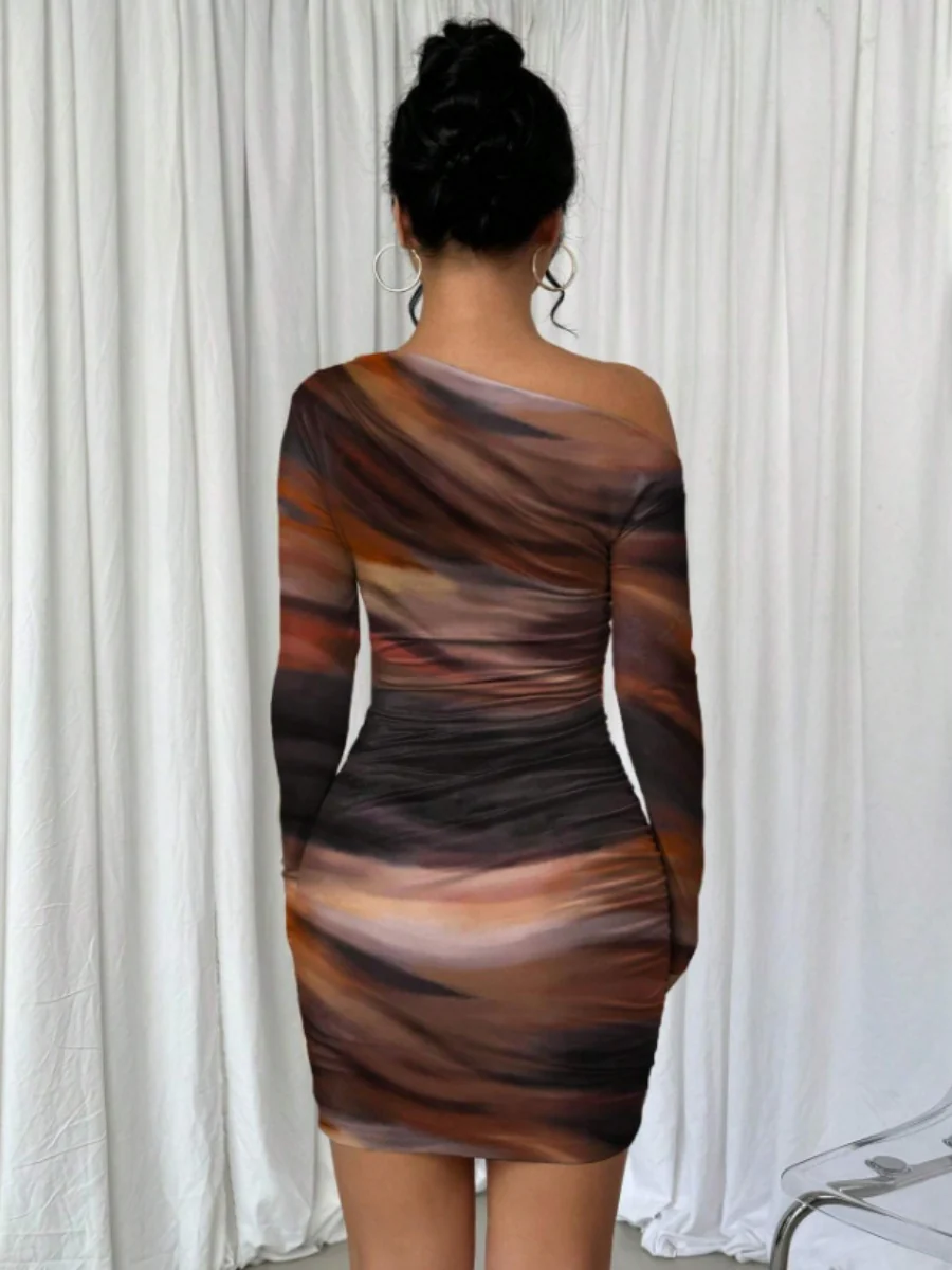 Pleated Slim-fit Hip-hugging Slant Collar Printed Mini&Short Dresses - Image 17