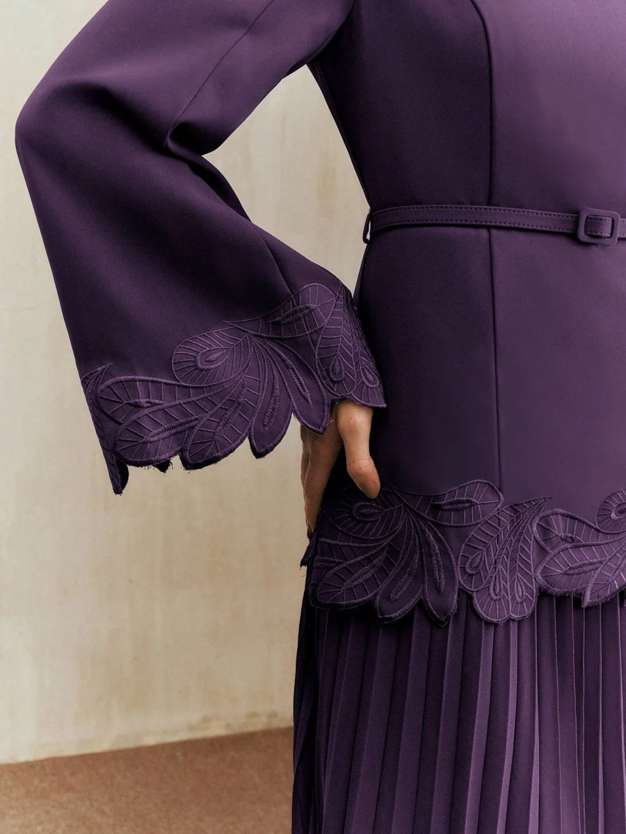 Applique Including Belt Pleats Maxi Dresses - Image 5
